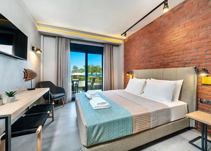 Perla Chrisi Ammoudia