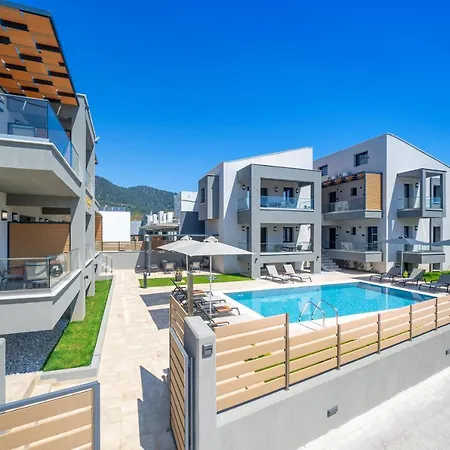 Perla Apartahotel Chrysi Ammoudia