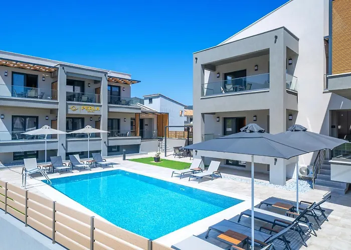 Perla 아파트호텔 3*